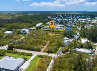 18326 Pioneer Rd, Fort Myers, FL 33908