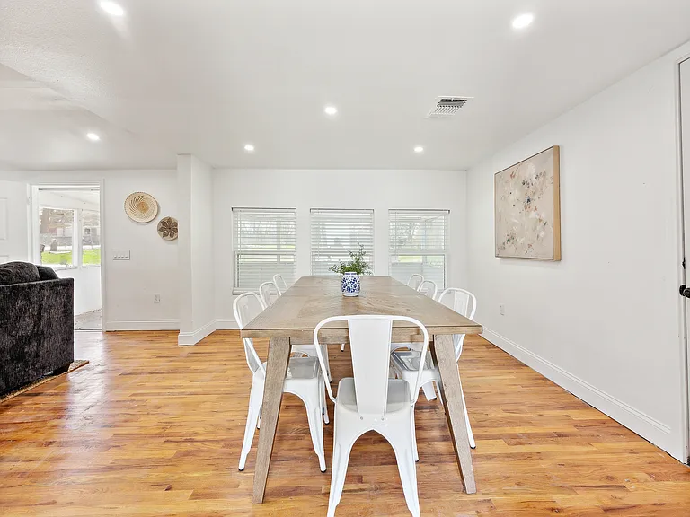 229 Sherman Dr — Photo 12