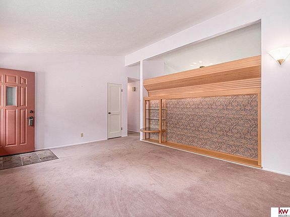5th image of 13571 Crawford Cir