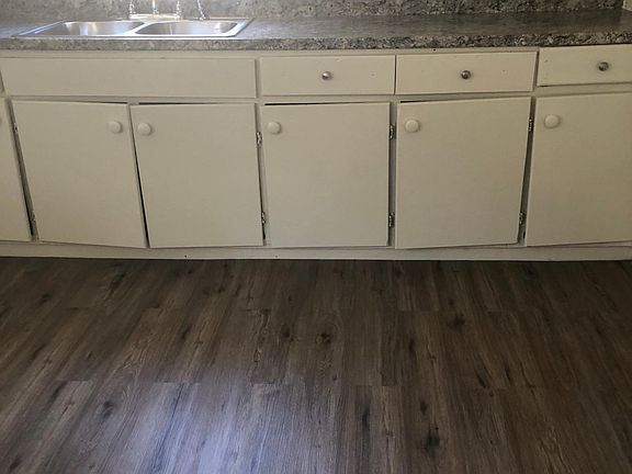2nd image of 6309 S Byers Ave