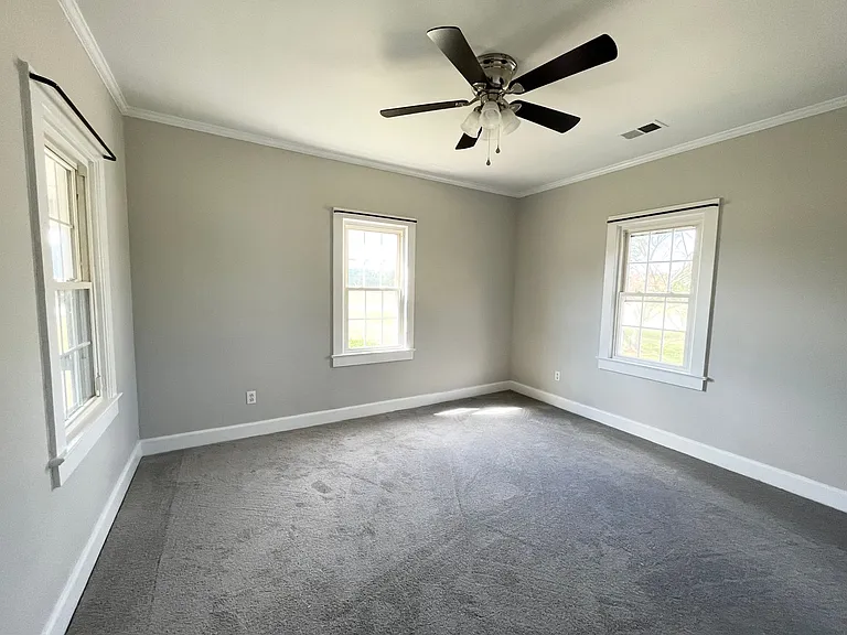 784 Sandy Hook Rd — Photo 6