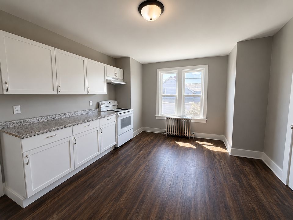 1st image of 601 Washington St #2