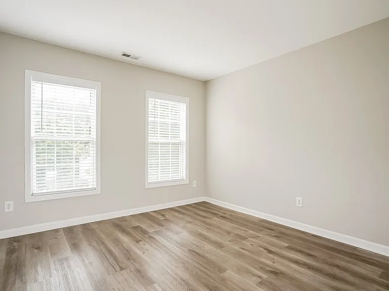 2327 Spruce Shadows Ln — Photo 15