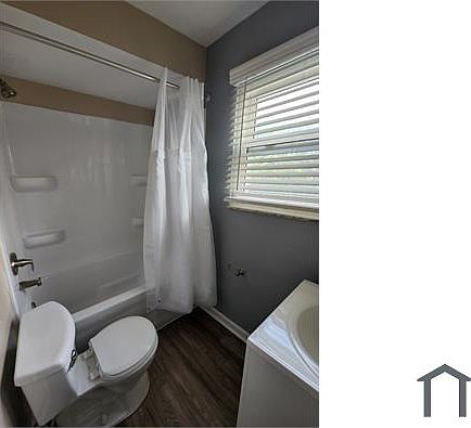 3rd image of 4521 E Washington St #4530-D5