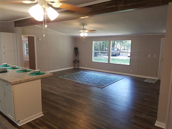 3rd image of 319 Blue Lake Dr