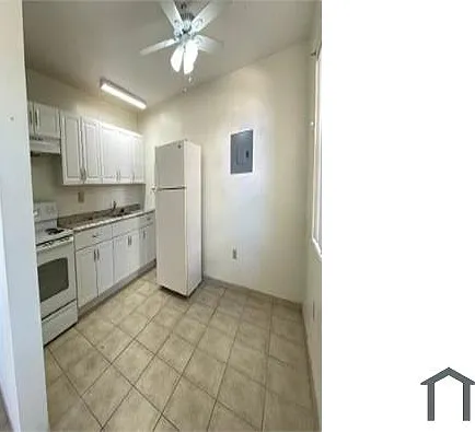 2 bed, 800 sqft, $2,500 — Photo 3