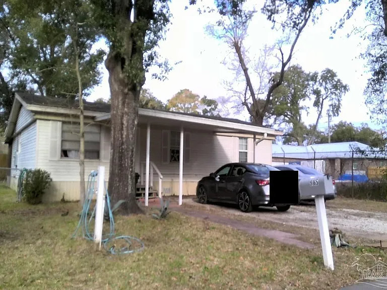 9165 Loomis St — Photo 1