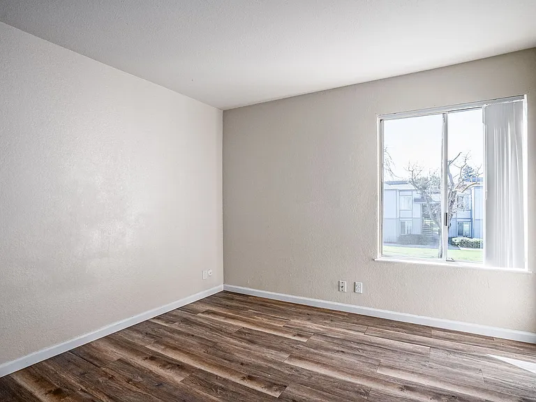 Park View Estates — Photo 43
