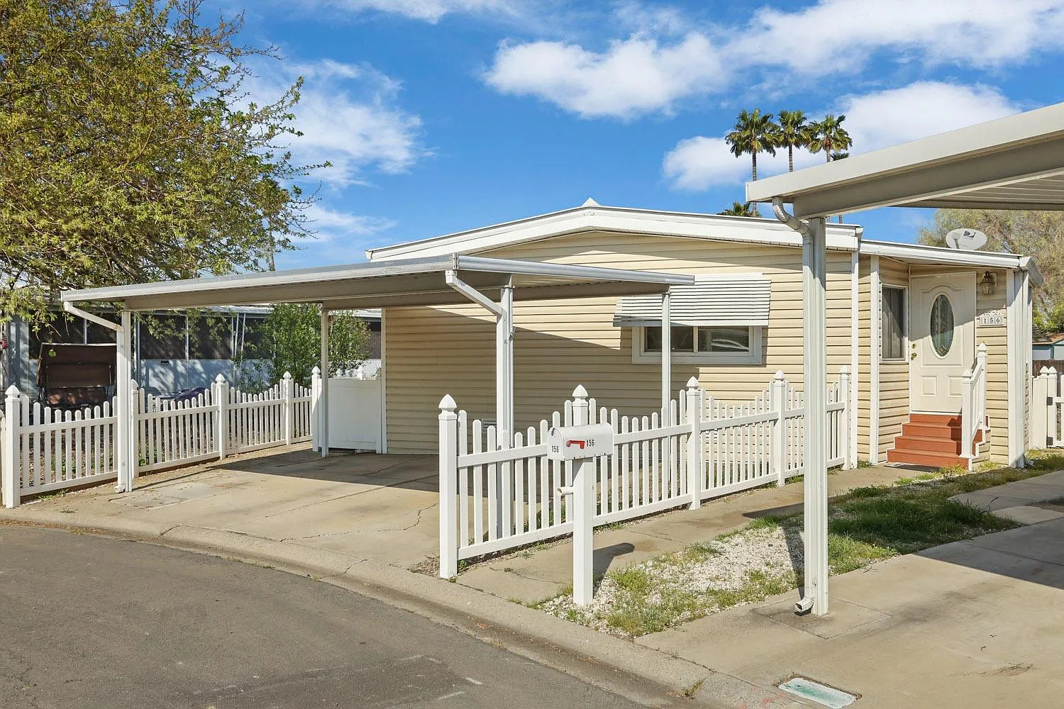 2929 N Macarthur Dr Space 156 photo 1