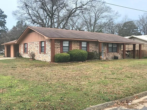 400 N Pine St, Junction City, AR 71749