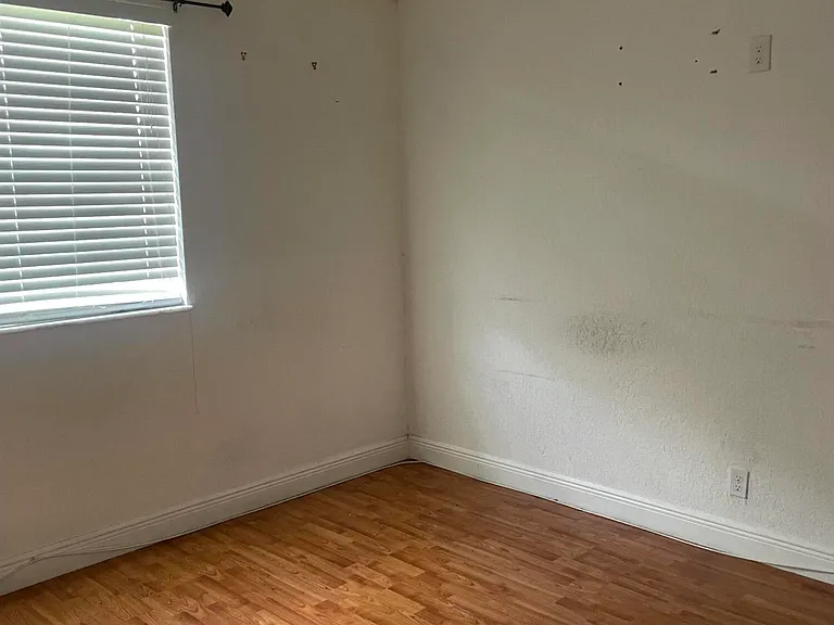 8249 Fairway Rd — Photo 8