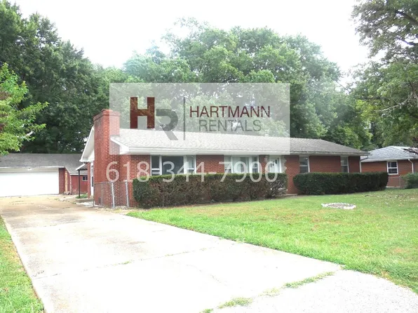 1302 Eileen St, Collinsville, IL 62234