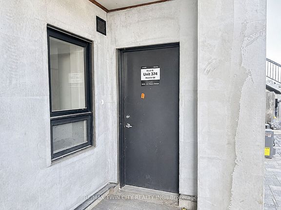 2nd image of 25 Palace St #Q24