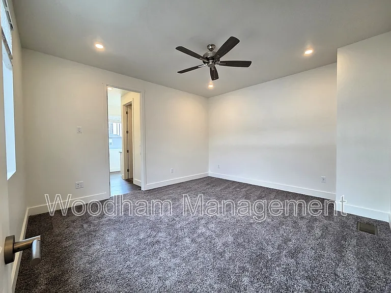4819 Harvest Pkwy — Photo 13