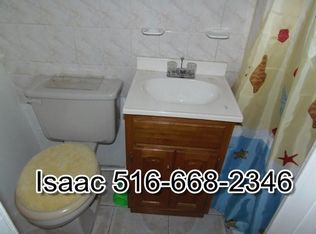 10537 132nd St, South Richmond Hill, NY 11419