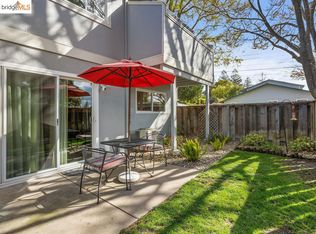 161 Holiday Hills Dr, Martinez, CA 94553