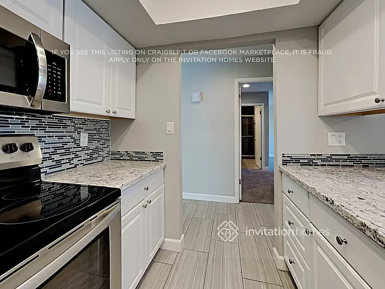 1412 E Hermosa Dr — Photo 8