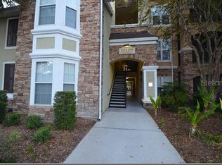 10106 Courtney Oaks Cir APT 201, Tampa, FL 33619