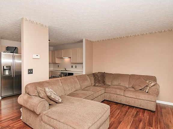5th image of 34938 Northview Cir