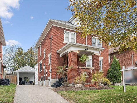 3rd image of 36 Dane St