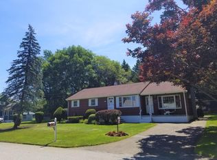 36 Mary Ave, Dracut, MA 01826
