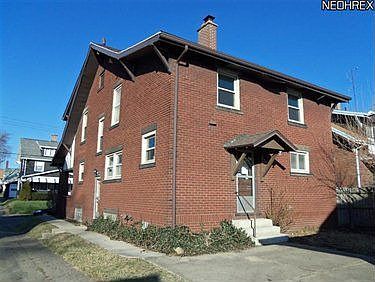 3rd image of 1128 16th St NW