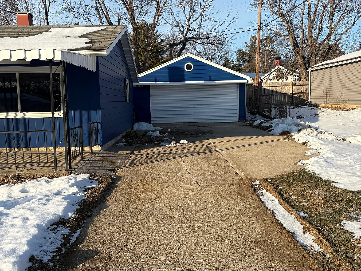 3 bed, 1.5 bath, 1046 sqft, $1,750 — Photo 2