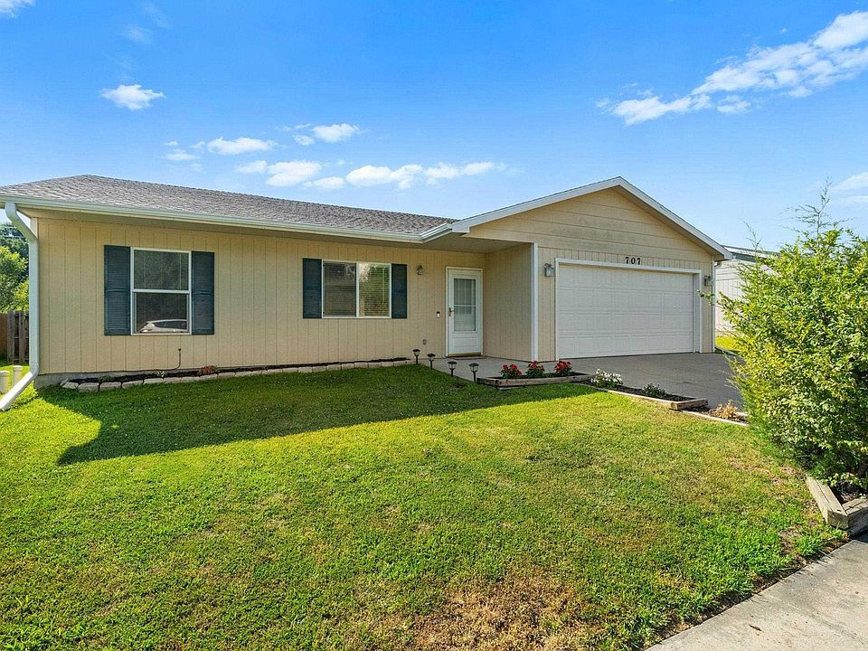 1st image of 707 Jerry Dr
