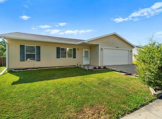 707 Jerry Dr, Junction City, KS 66441