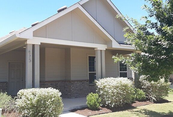 5th image of 425 S Brook Dr