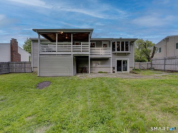 5th image of 164 Hickory Hill Drive