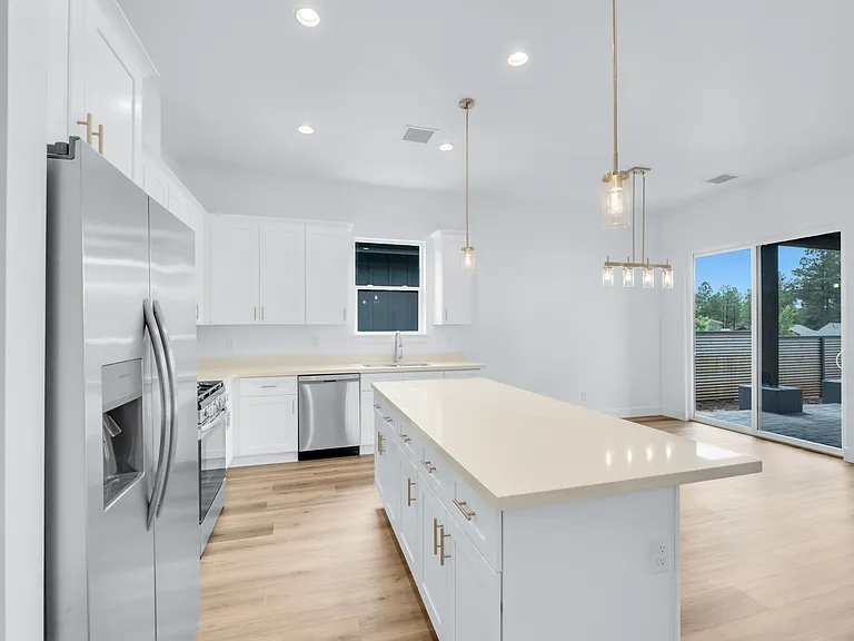 2749 S Vega St — Photo 10