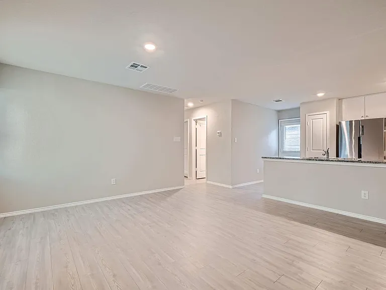7810 Serro Medina — Photo 2
