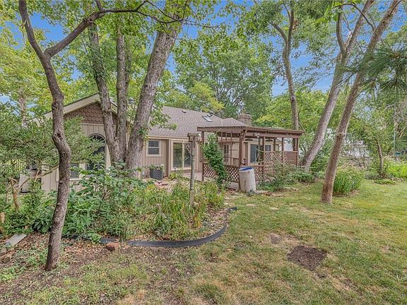 5th image of 9104 Reeder Dr