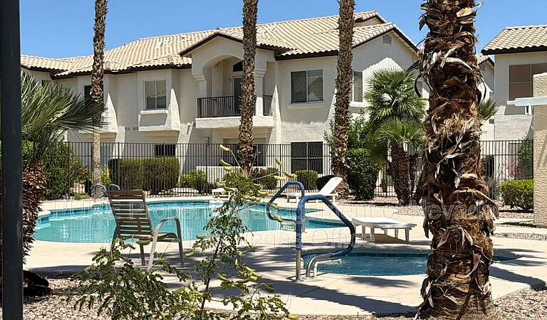 7230 Indian Creek Ln #104 — Photo 42