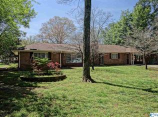 1214 Governors Dr SE, Huntsville, AL 35801