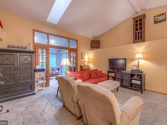 4th image of 7585 Ojibway Park Ct