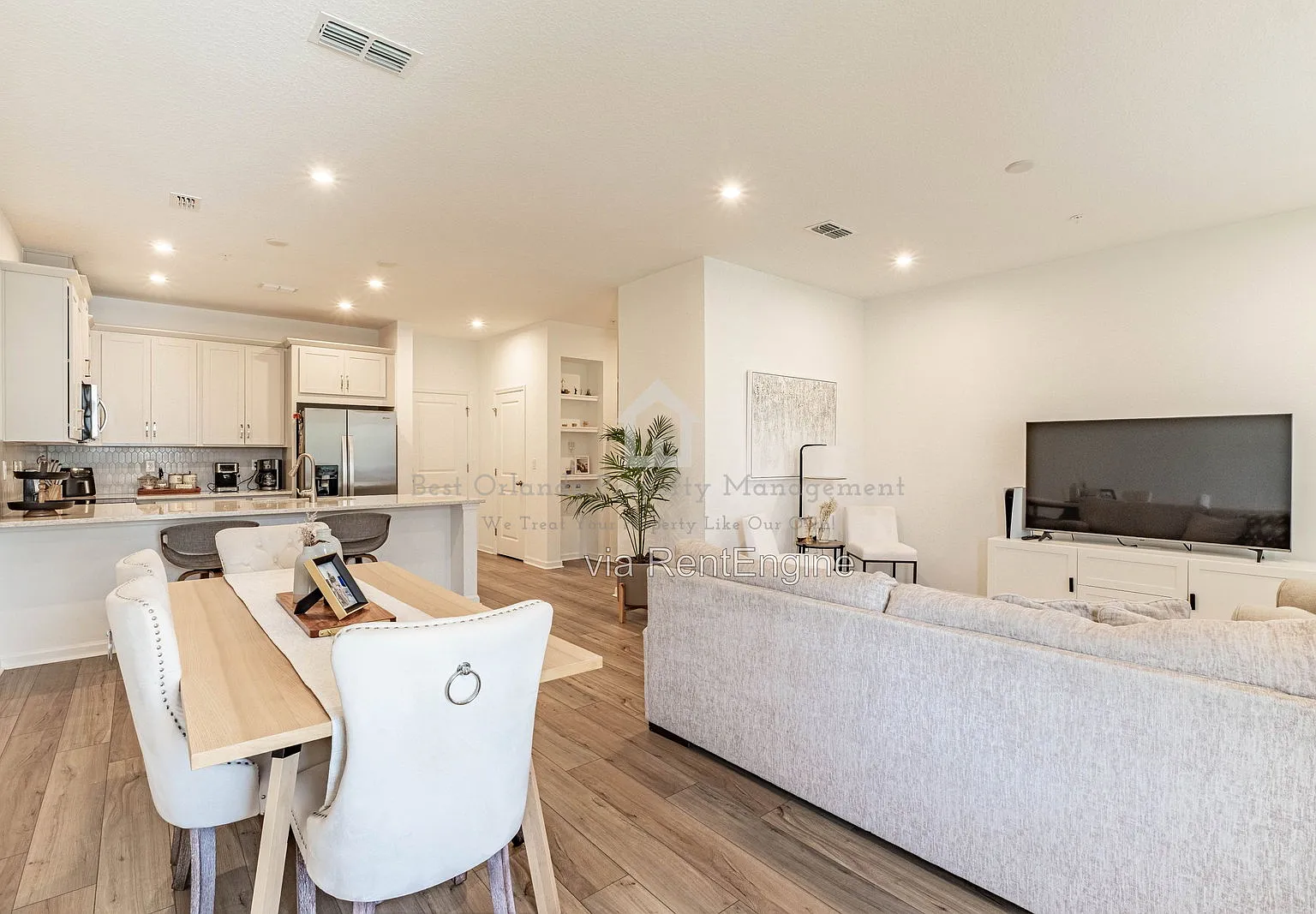 3 bed, 2.5 bath, 1627 sqft, $2,600 — Photo 4