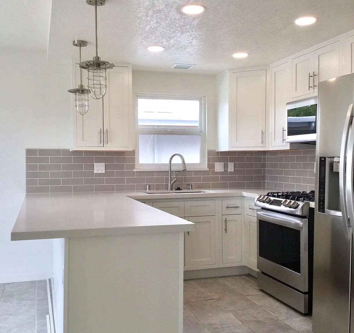 2 bed, 2.5 bath, 1250 sqft, $4,500 — Photo 4