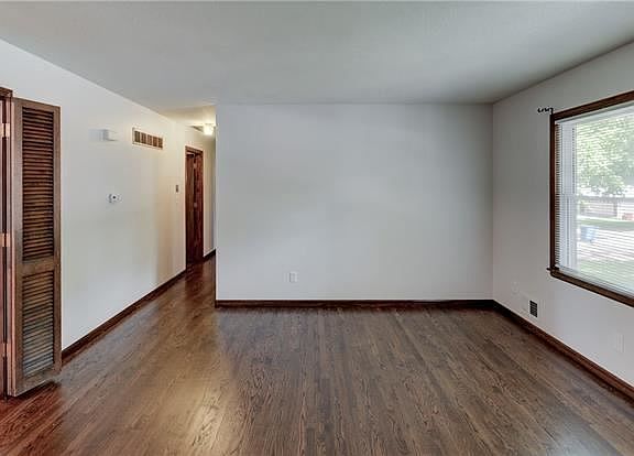 2nd image of 16525 E Cogan Dr