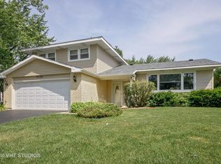 2324 Janes Ct, Woodridge, IL