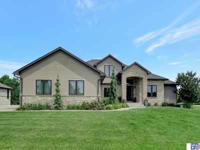 2020 Ridgeline Dr, Lincoln, NE, 68512