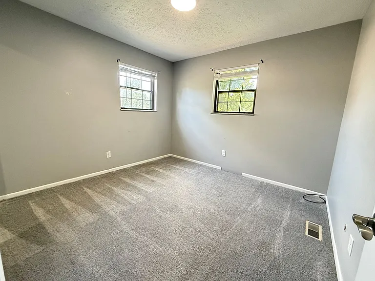 2781 Windridge Dr — Photo 10