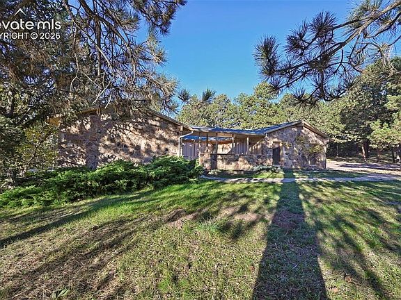 5th image of 19280 Doewood Dr