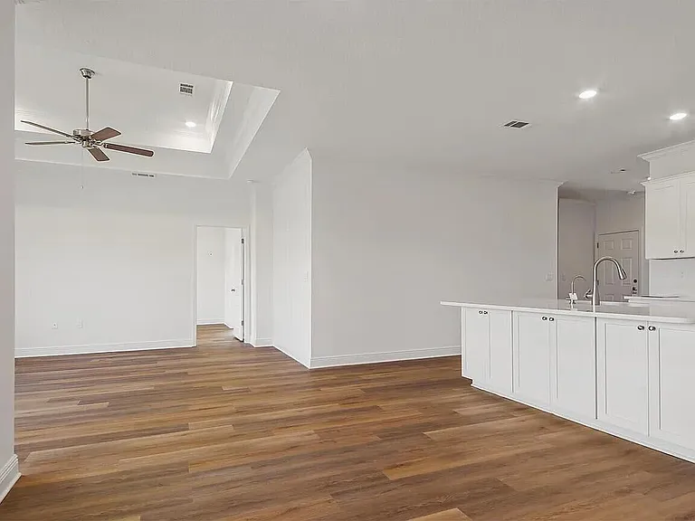 137 Holley Grove Ln — Photo 10
