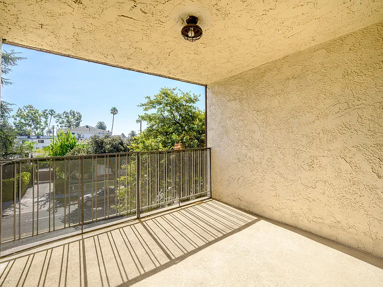 125 N Allen Ave #203 — Photo 6