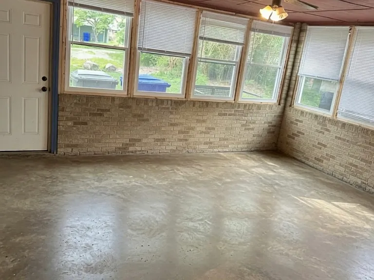 sunroom - digitally altered to remove personal belongings