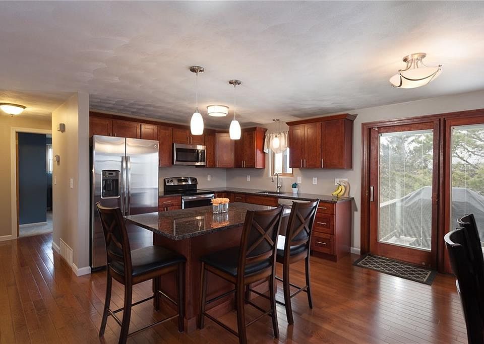 1st image of 3 Quill Dr