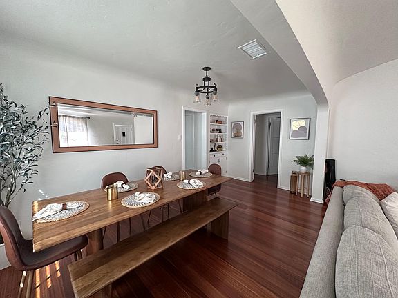 5th image of 2259 Inez St