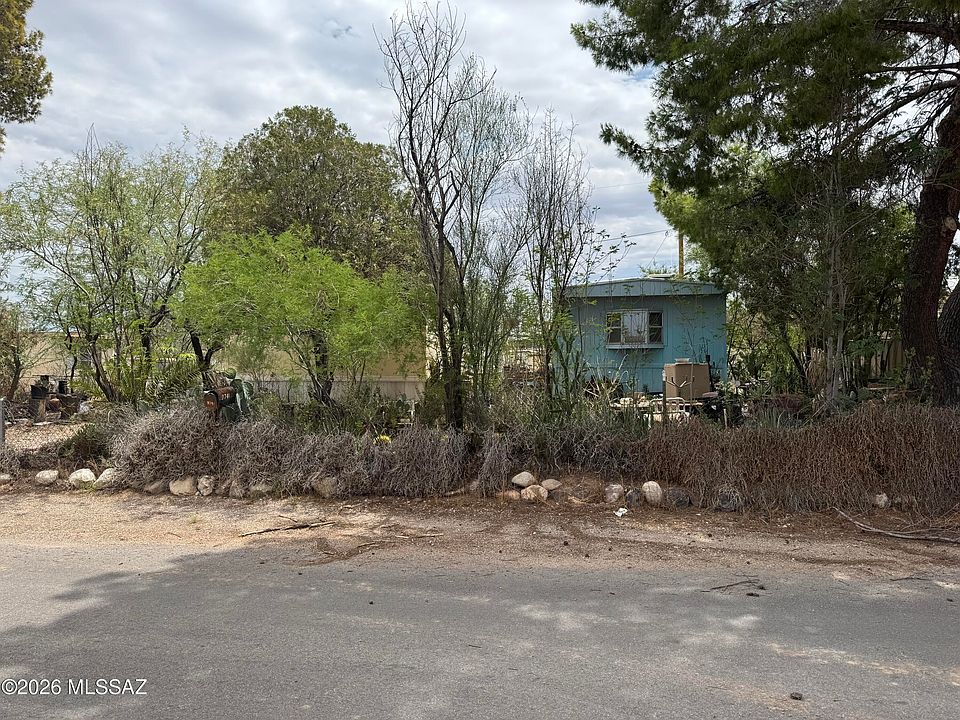 1st image of 9741 S Creeger Rd